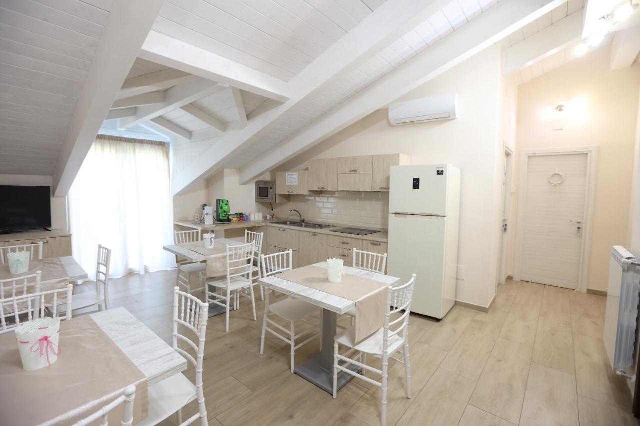 B&B Oliveto Caserta Eksteriør billede